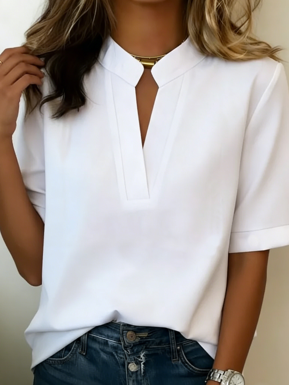 BEATRICE LUCCA | BLUSA CHIC CON SCOLLO A V E DETTAGLIO DORATO DA DONNA